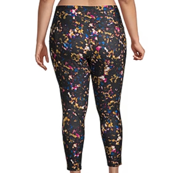 Xersion Women's Plus Size Pixel Floral High Rise 7/8 Ankle Leggings 2X 3X - Picture 2 of 10
